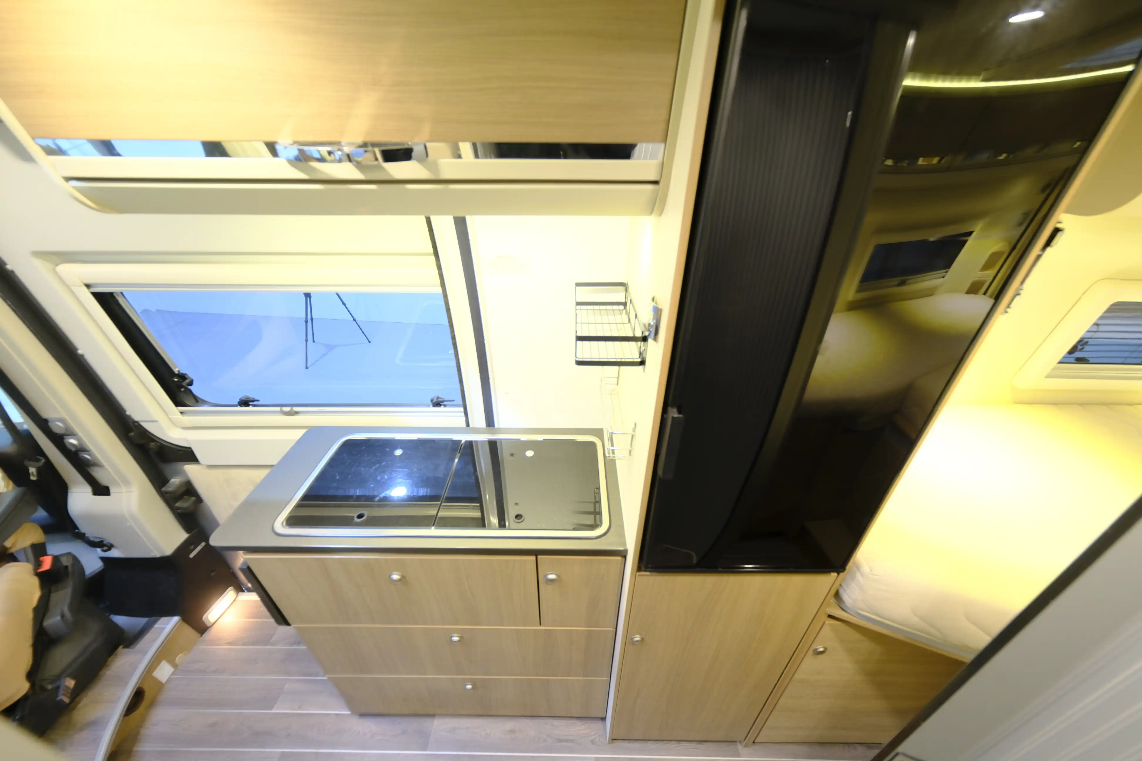 ADRIA Twin 640 SLX Platinum - Ansicht 13